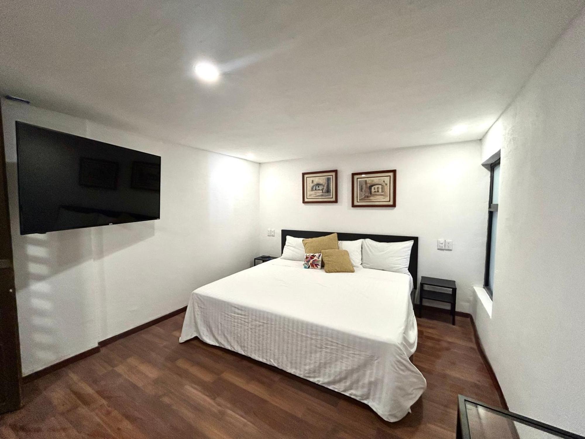 Lindas Suites Eugenio Sue 墨西哥城 外观 照片